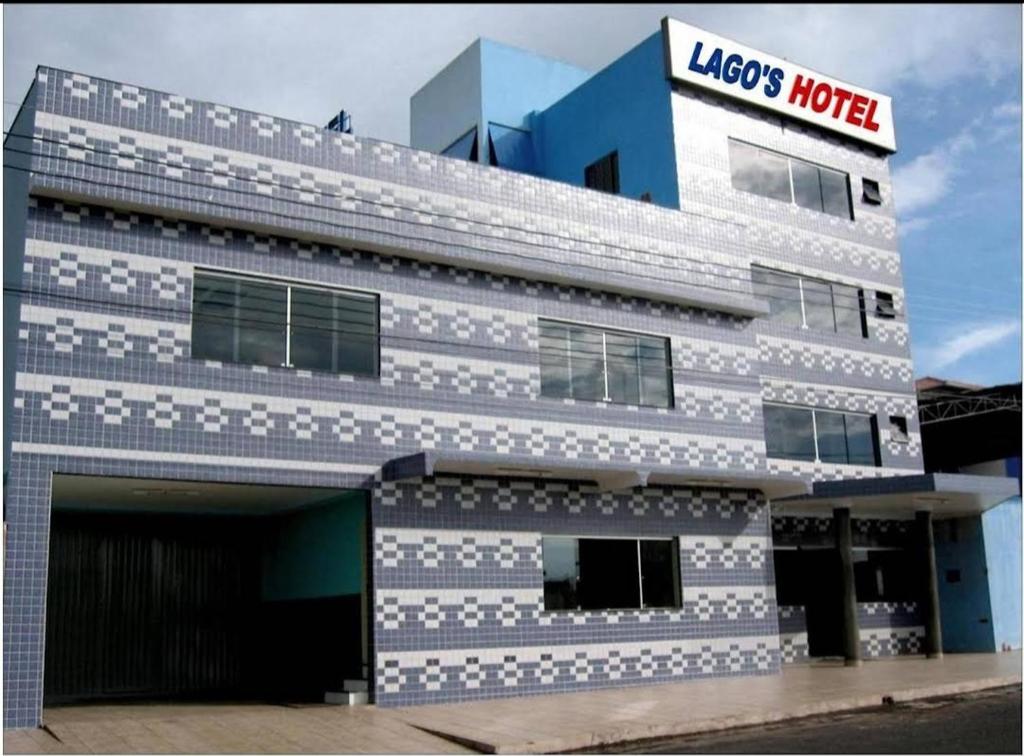 Fachada do Lagos Hotel em Catalão